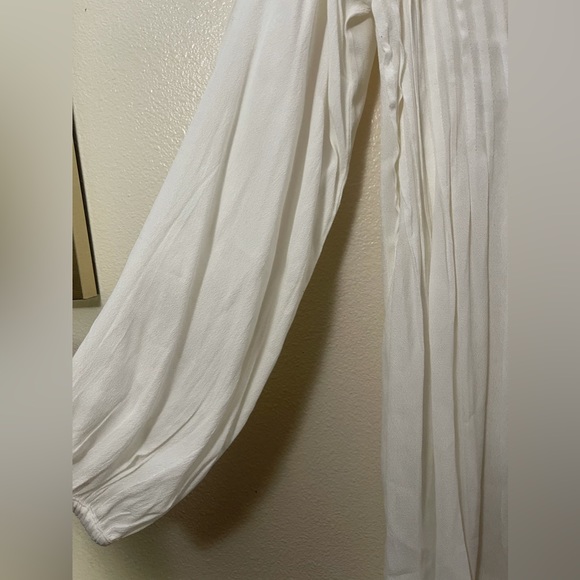 H&M HM White Long Sleeve Pleated Plisse Babydoll Boho Dress Size US 12 NWT - Picture 6 of 7